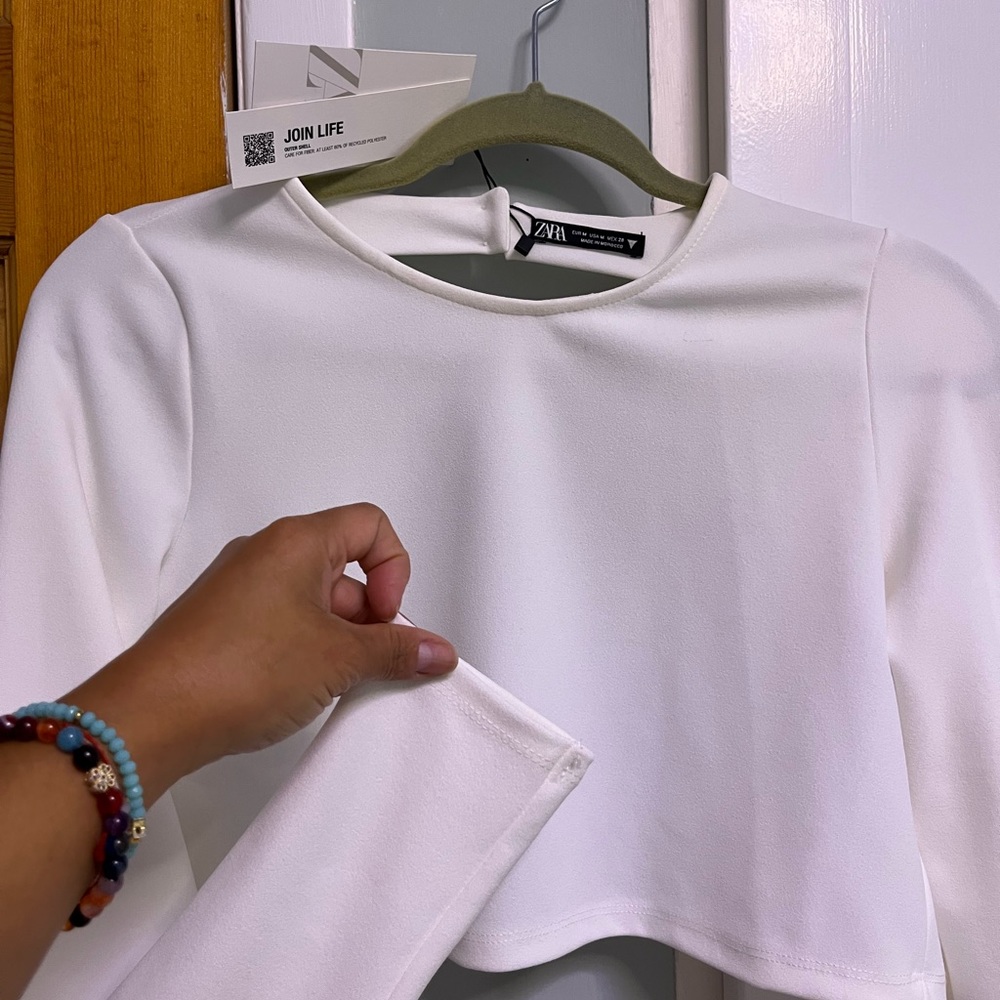 Zara new with tag Crop top size M